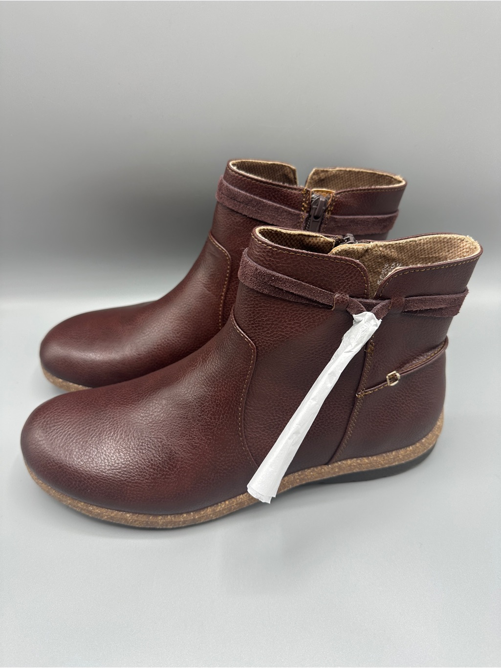 Boc By Born Faux Leather Zip Boots Womenâs Size 9.5m Dark Brown (Redish)